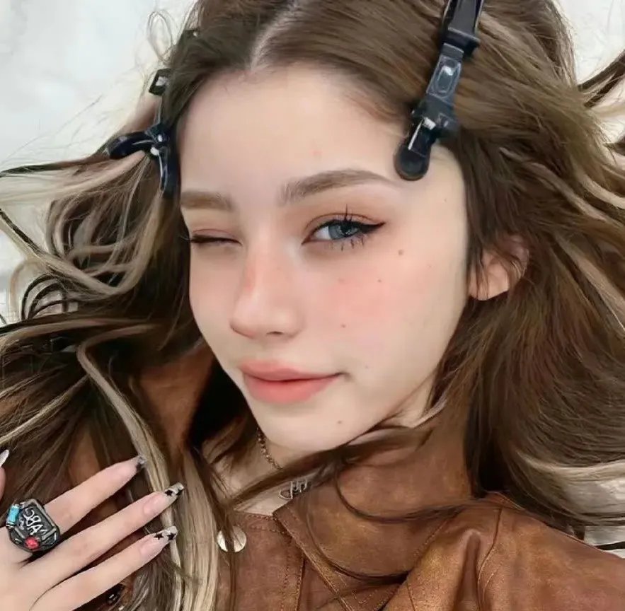 在无爱之森呐喊：深入密森